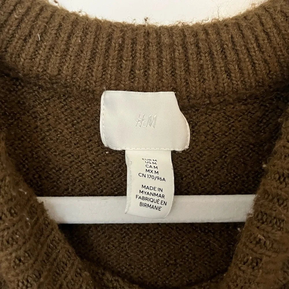 H&M Green-Brown Sweater | M